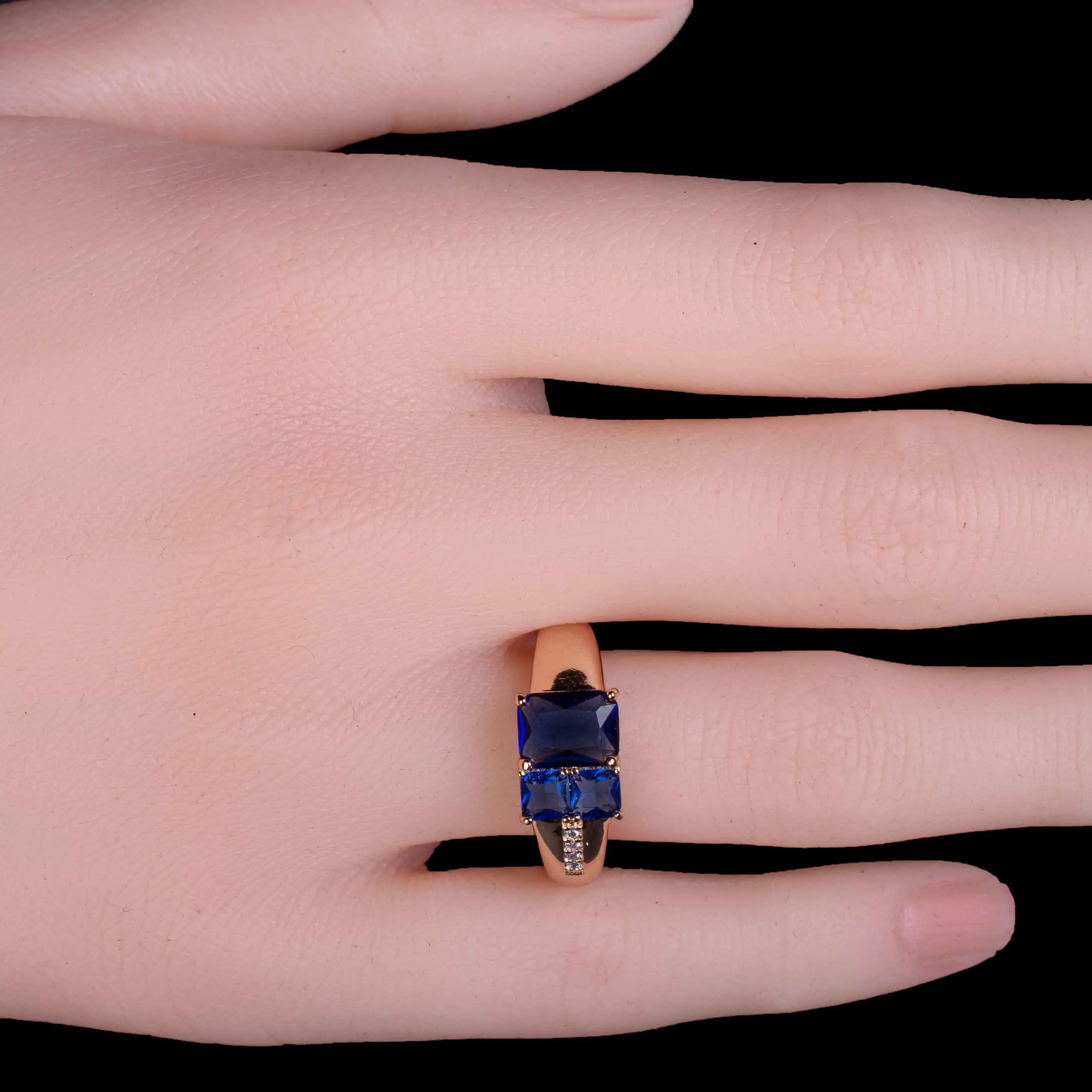 Blue Zircon Square Finger Ring