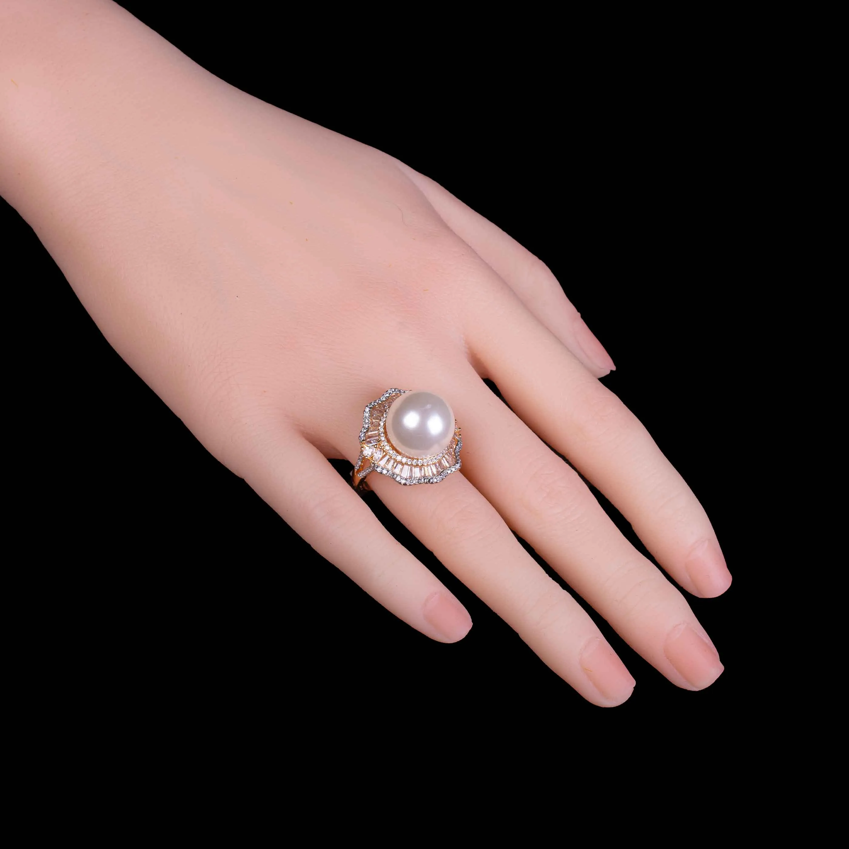 White Round Freshwater Pearl Rings