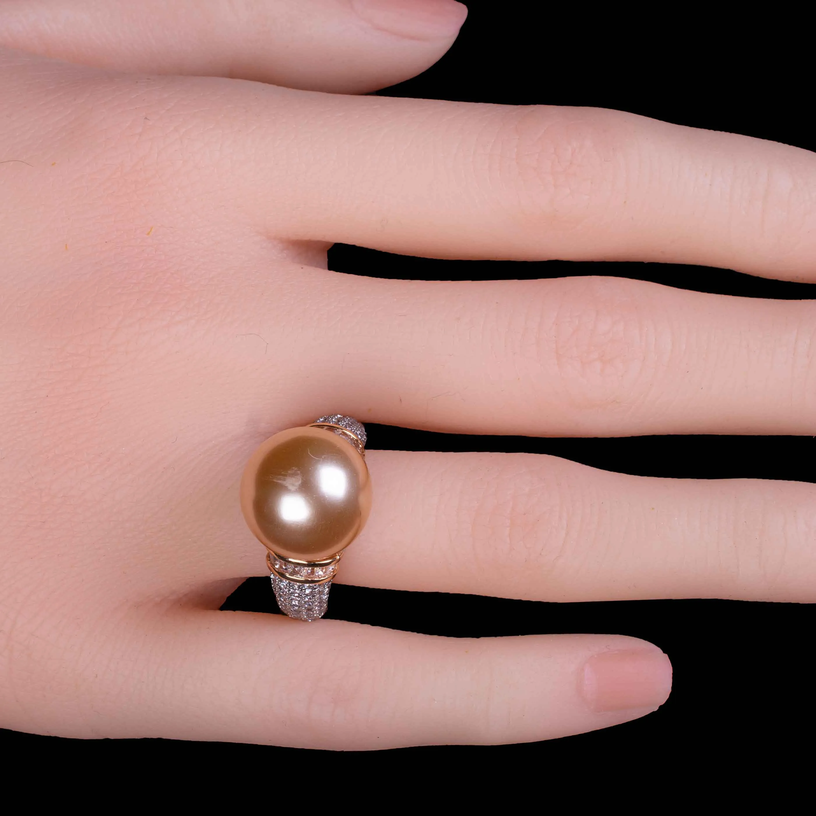 Sliver Flawless Golden Pearl Ring