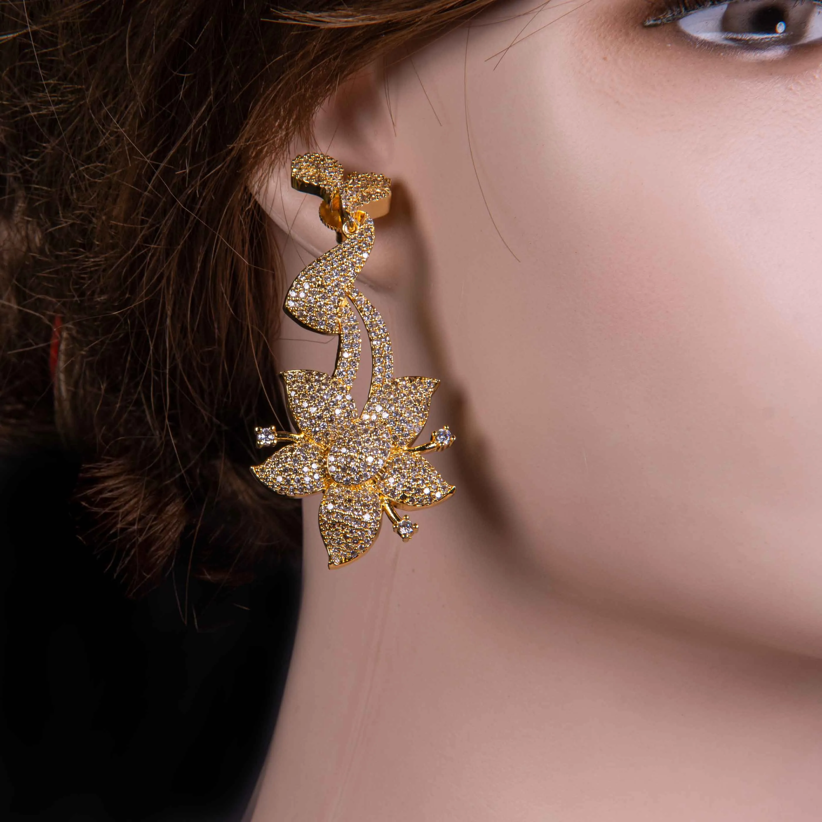 One Carat Chunky Floral Necklace Set