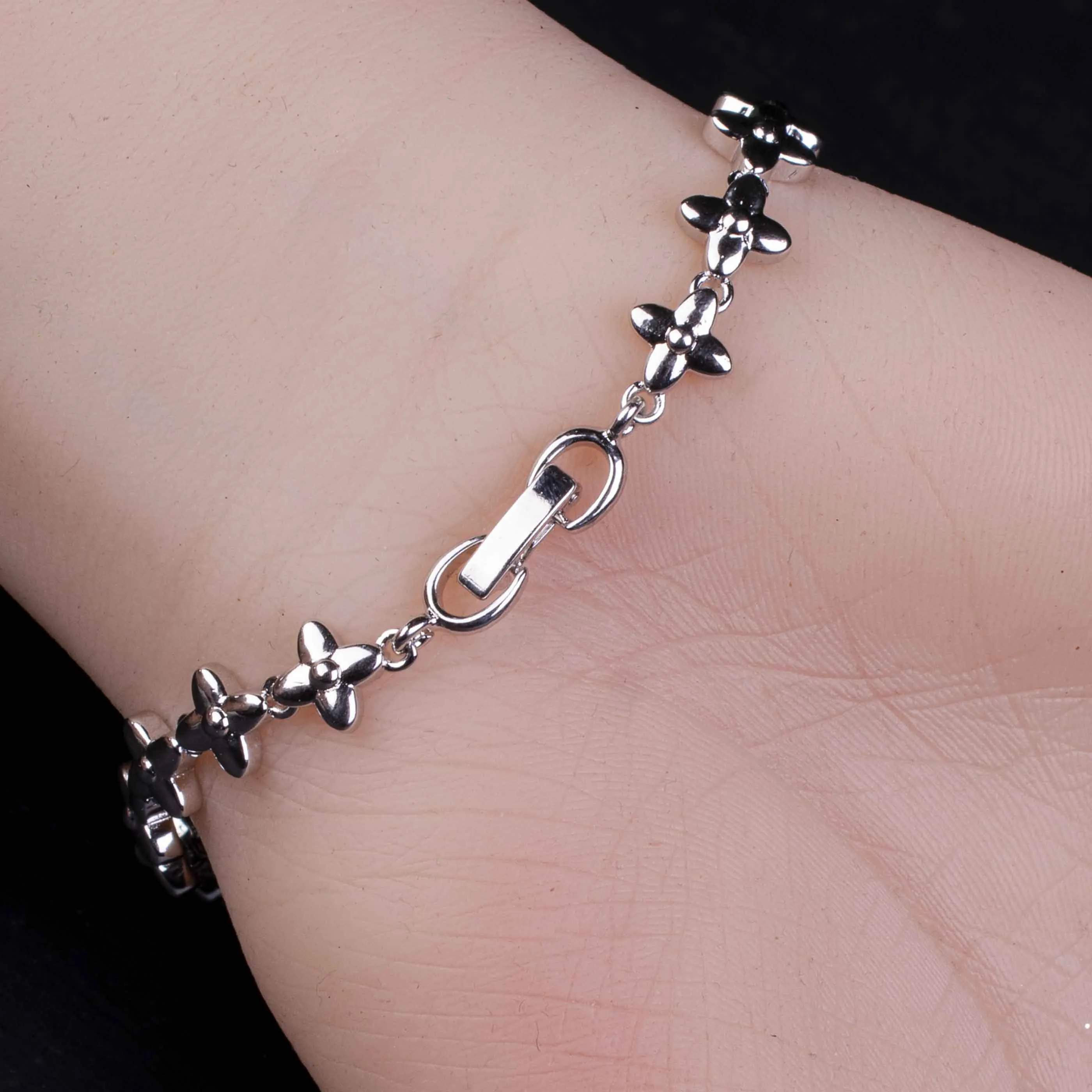 Zircon Radiant Blossom Link Bracelet