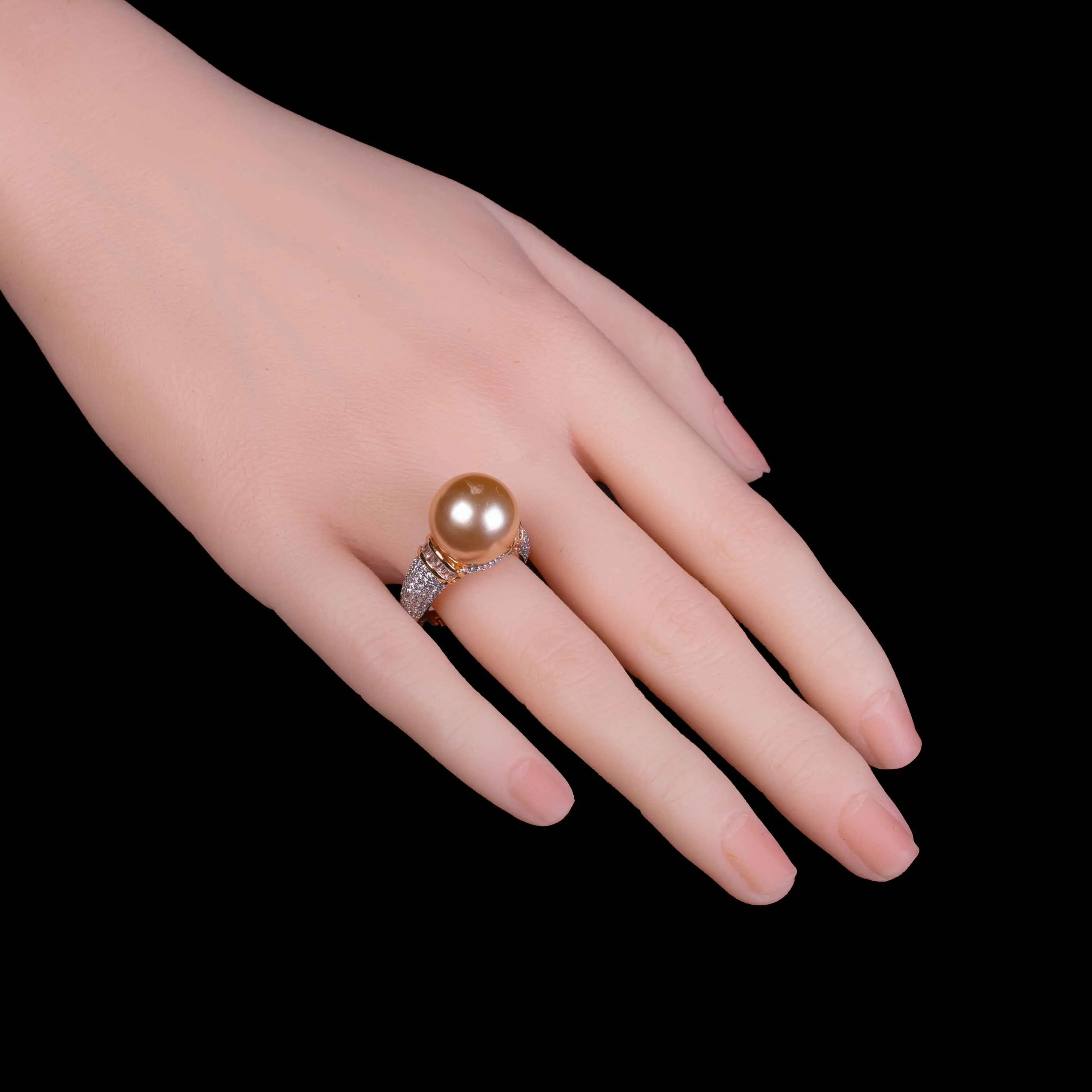 Sliver Flawless Golden Pearl Ring