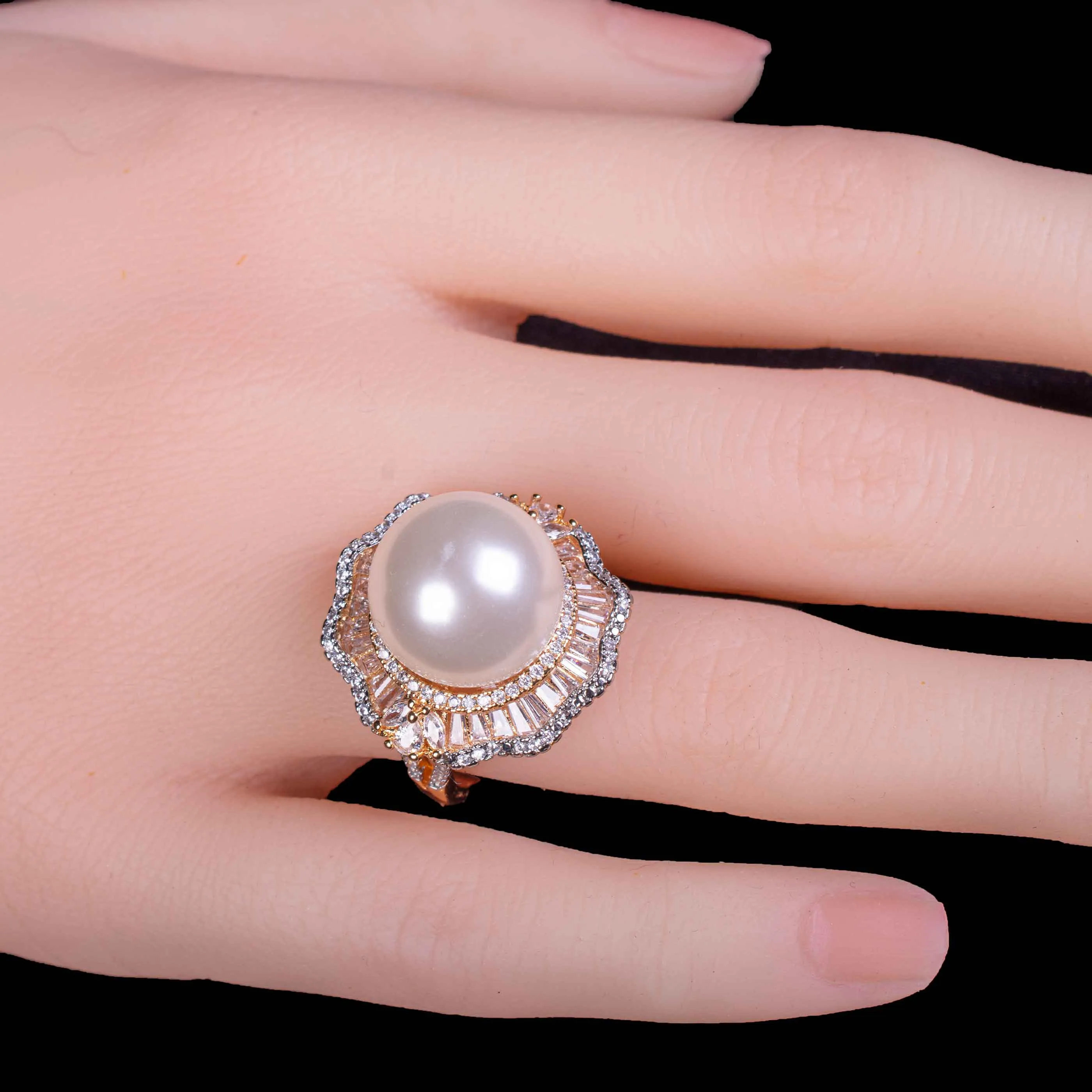 White Round Freshwater Pearl Rings
