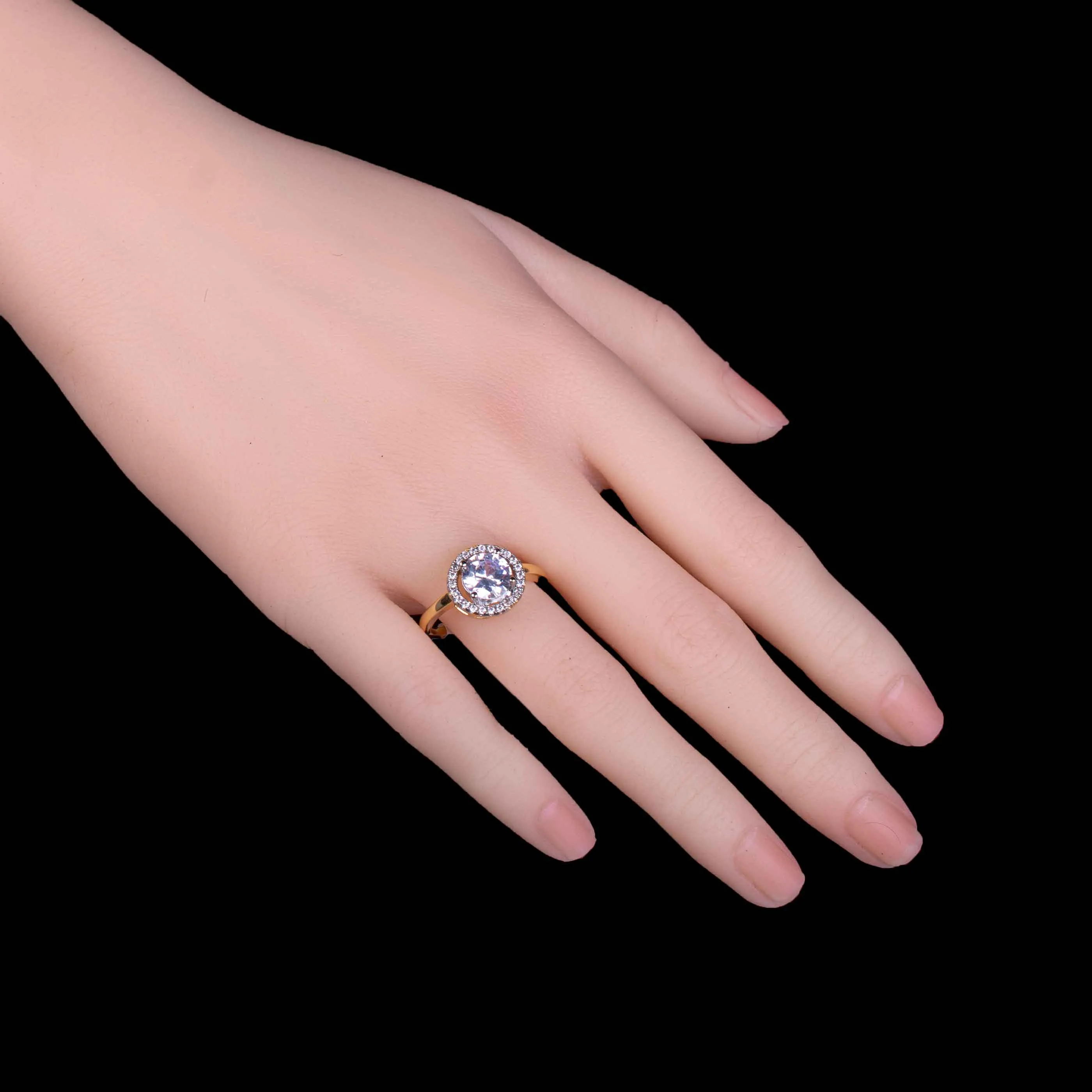 Round Halo Engagement Ring