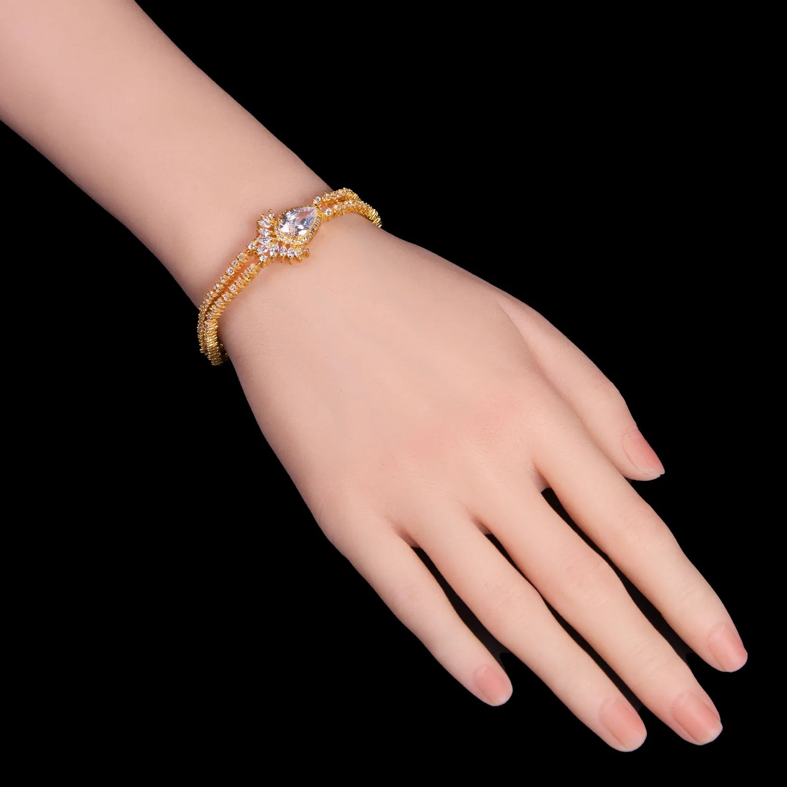 Gold Plated Teardrop Radiance Bracelet