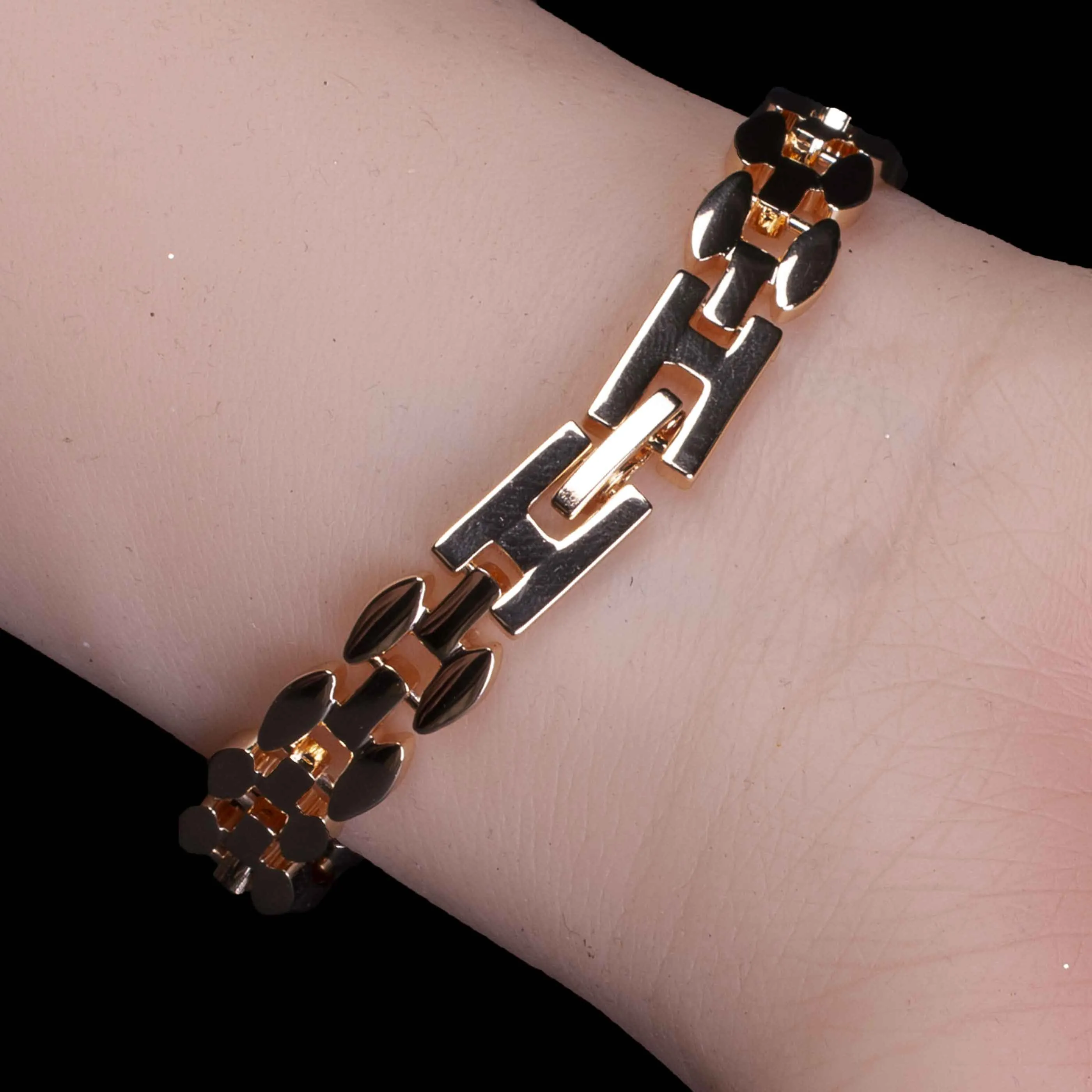 Zircon Center & Linked Chain Bracelet