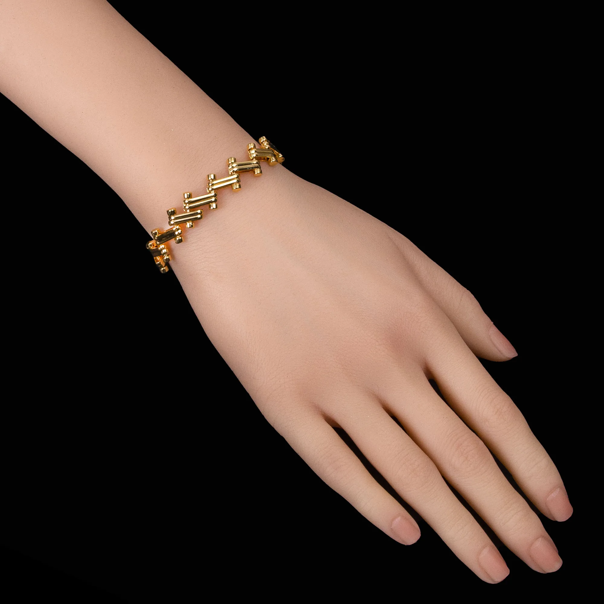 Zigzag Link Chain Bracelet