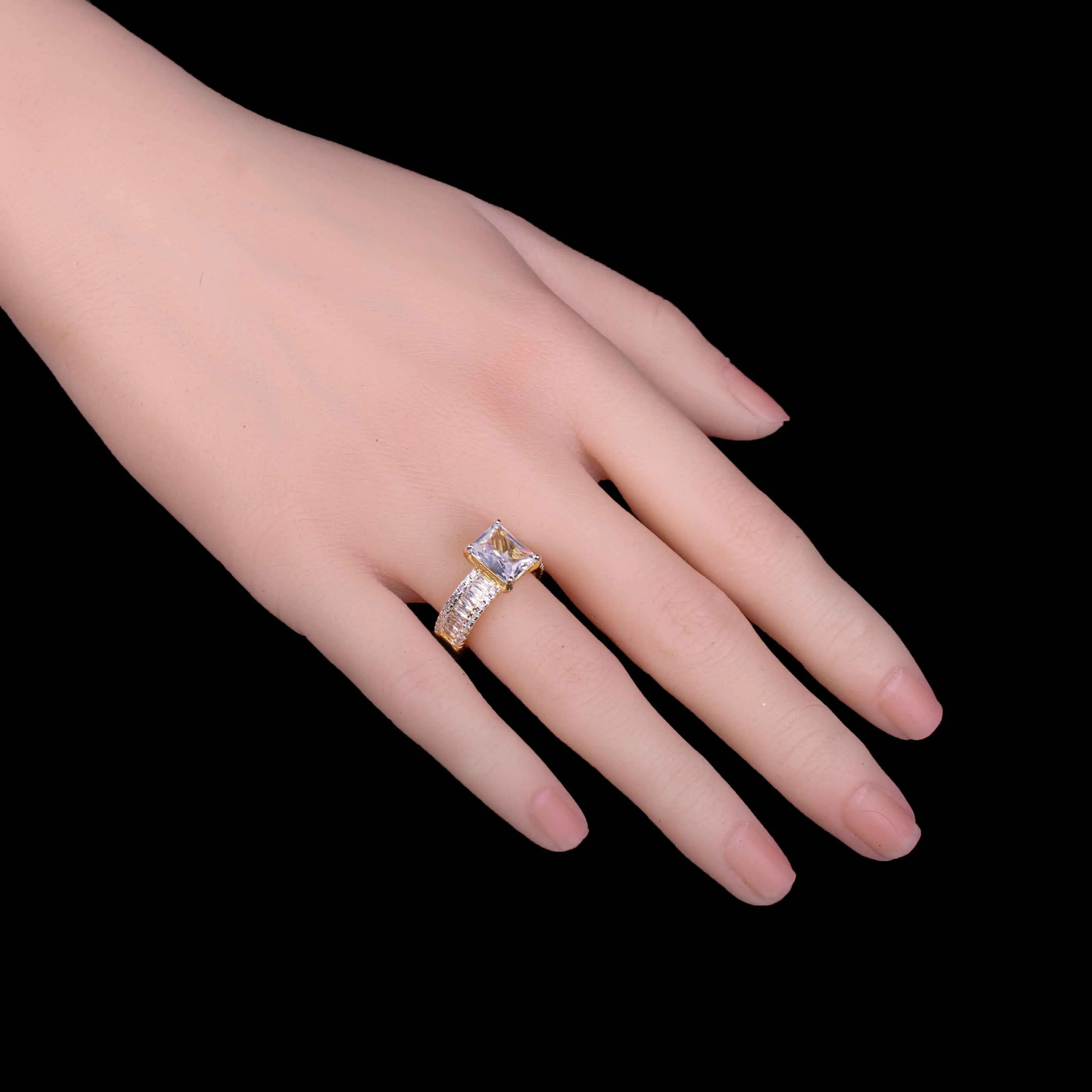 Sterling Silver Solitaire Zircon Ring