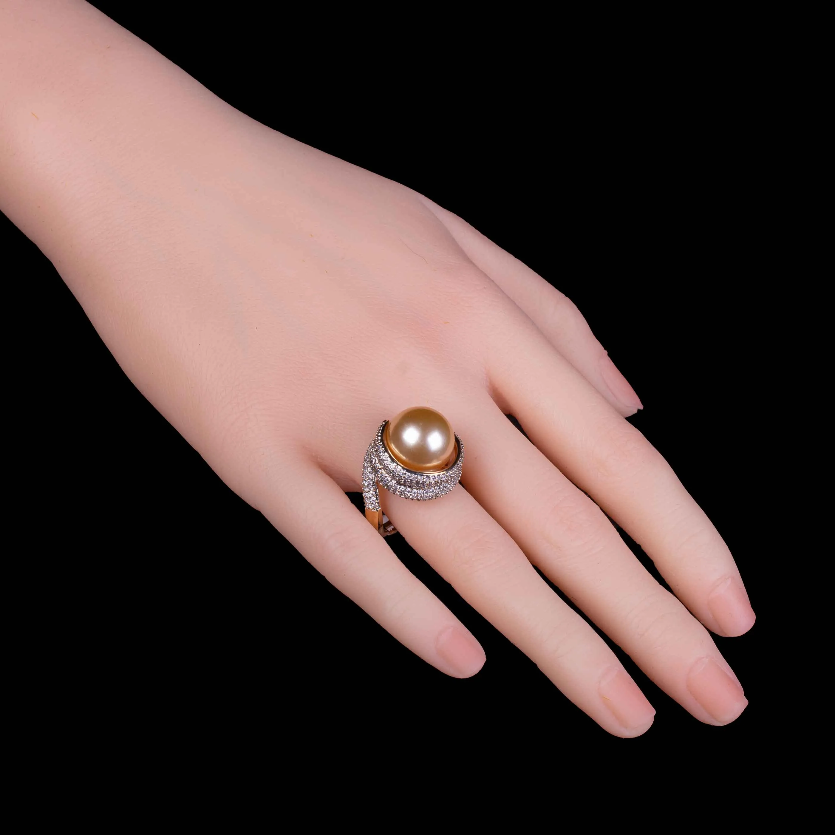 Sea Pearl Twisted Lines Rings